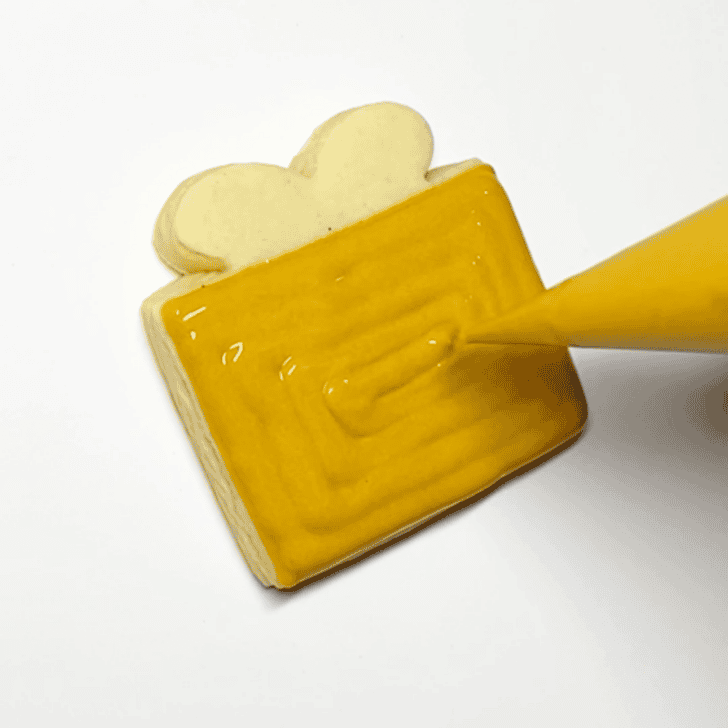 Step-by-Step Decorating Instructions by Christmas Present Cookies