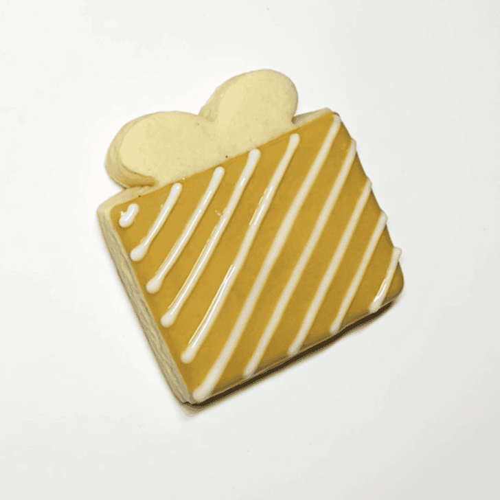 Step-by-Step Decorating Instructions by Christmas Present Cookies