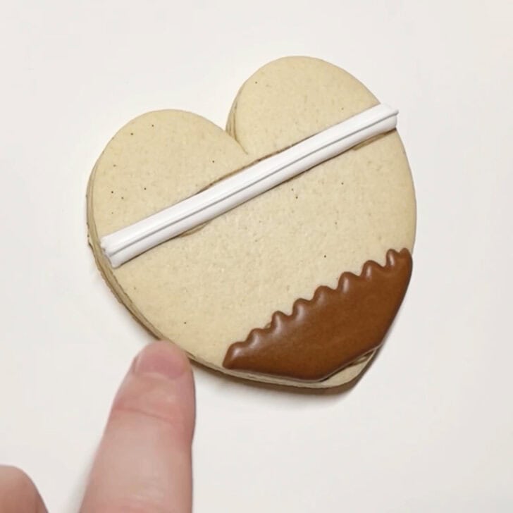 how to decorate pencil cookies with royal icing