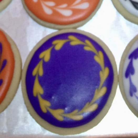 example of air bubbles in royal icing