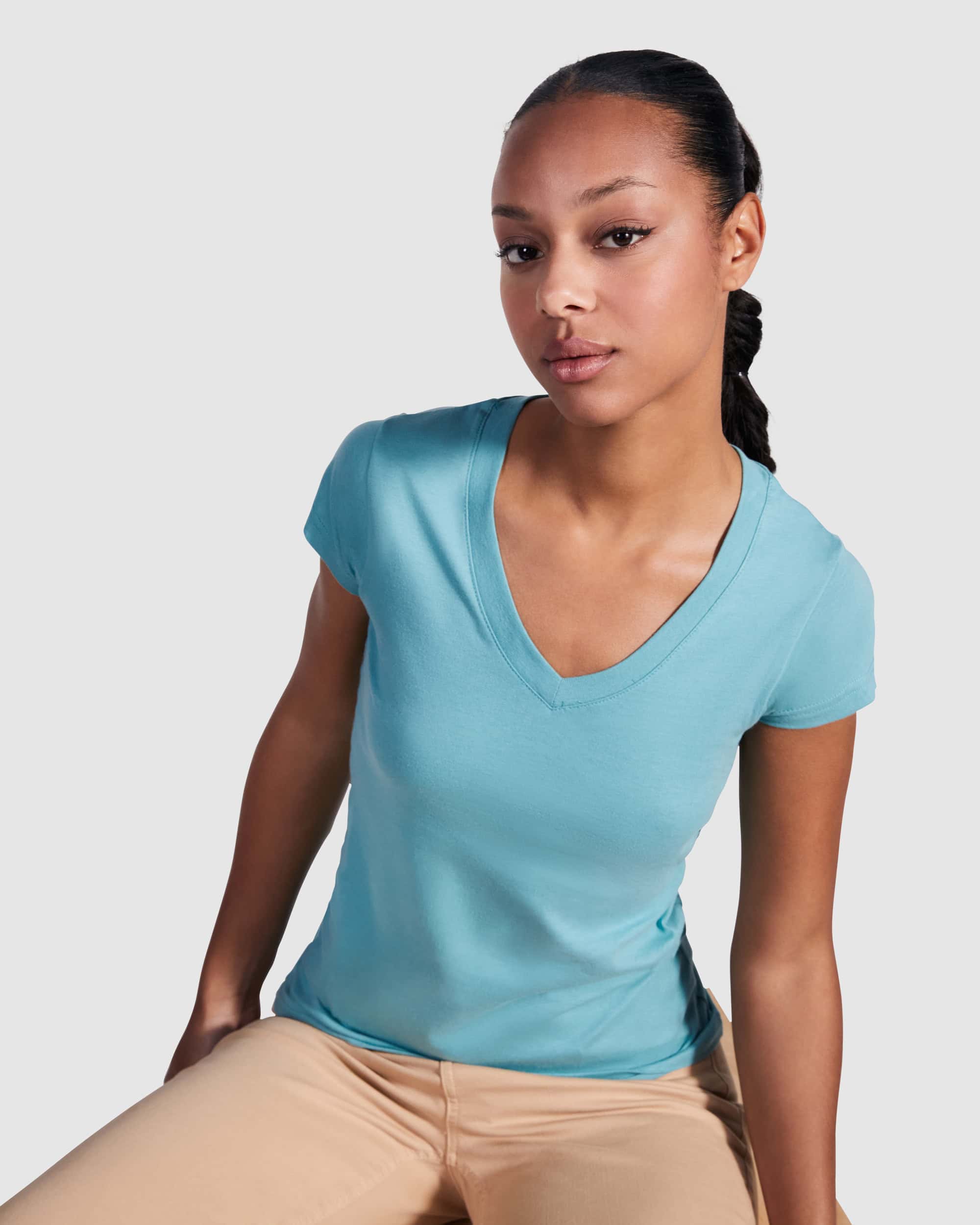 Camiseta Victoria 6646 Roly personalizada - escote pico