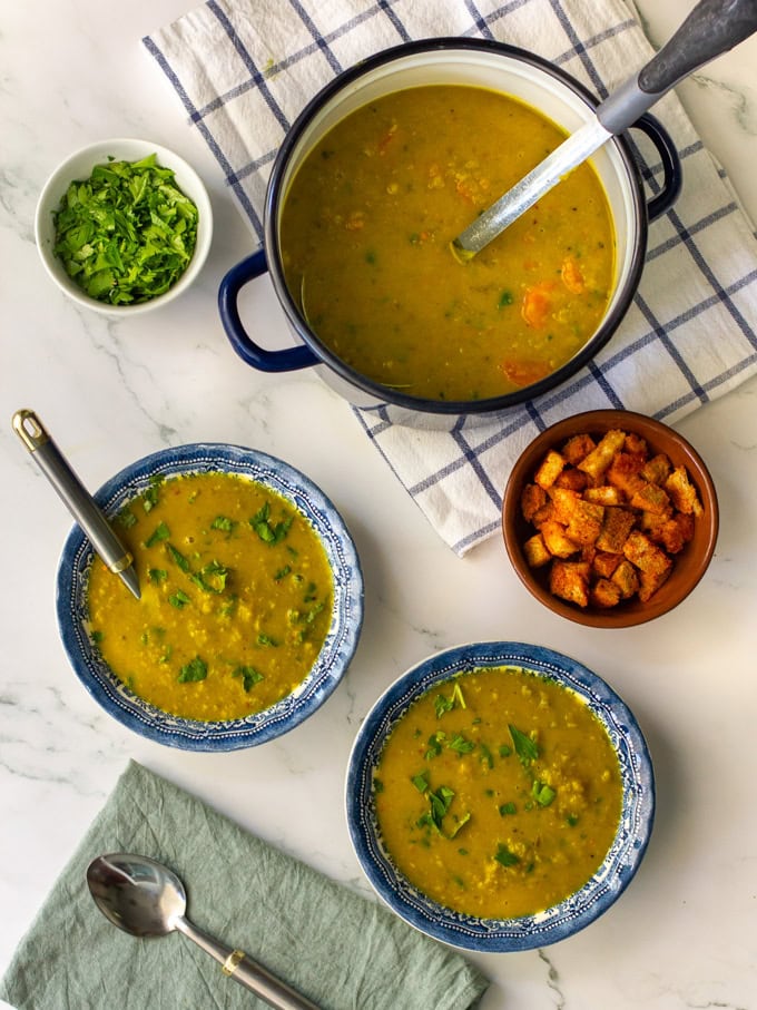 מרק אפונה יבשה