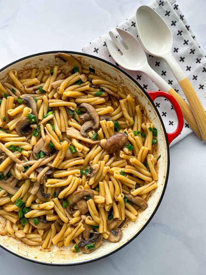 פסטה עם פטריות ברוטב מיסו