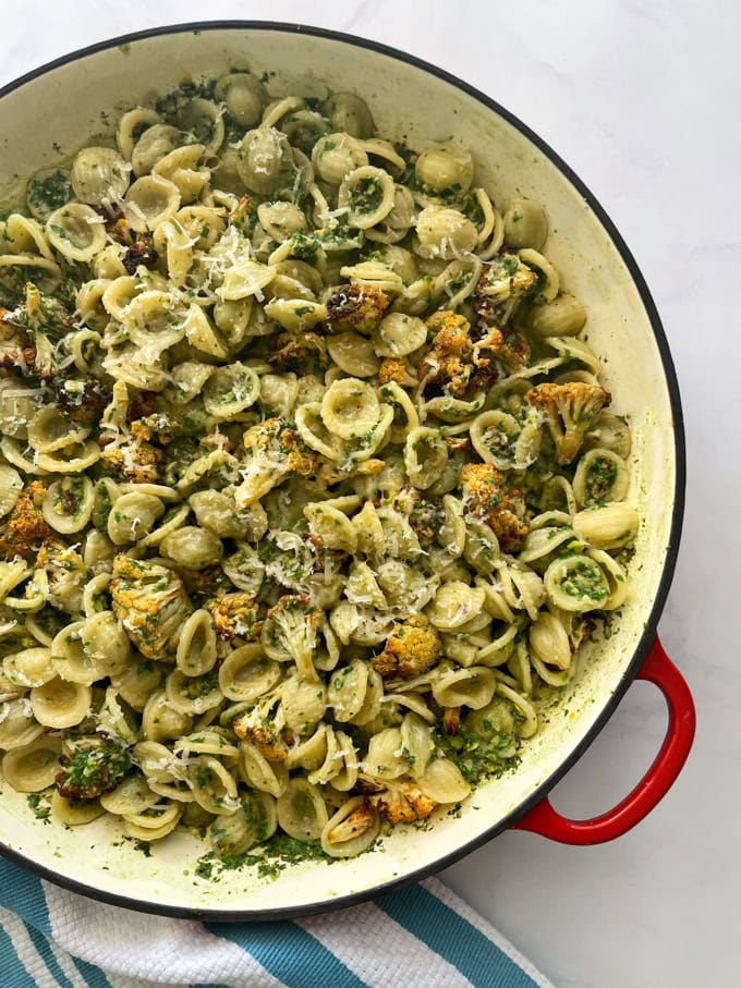 פסטה ברוטב פסטו פיסטוק וכרובית