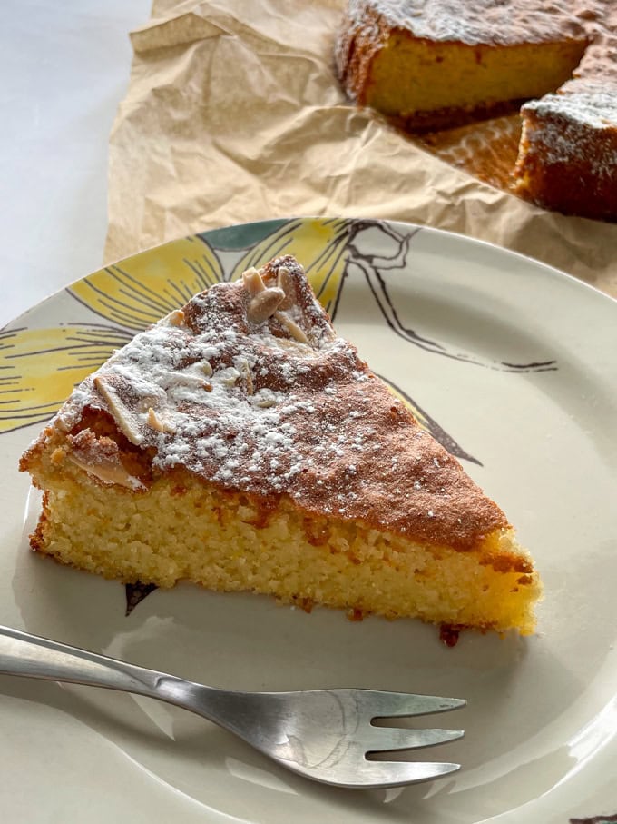 עוגת תפוזים ושקדים