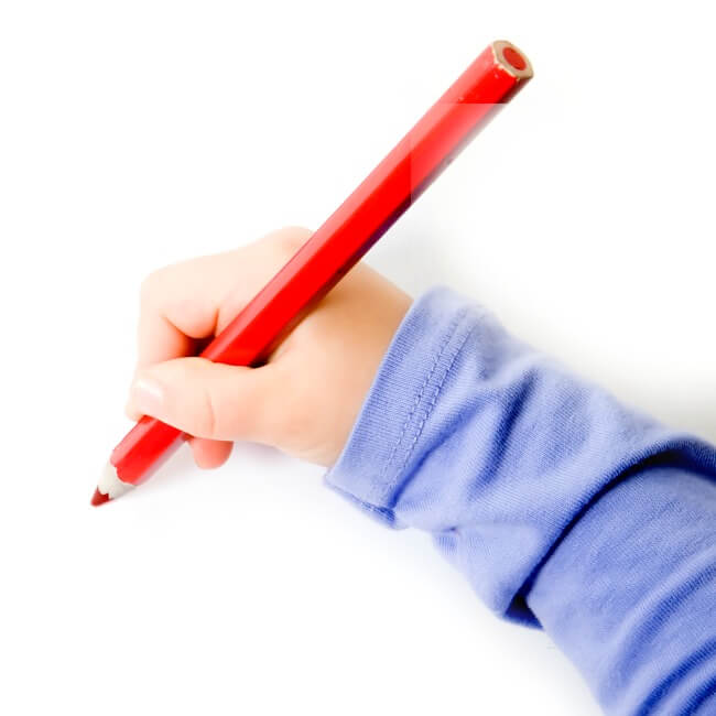 The Inspired Treehouse - Learn more about how to promote grasping skills for kids!