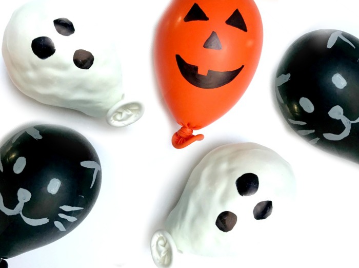 The Inspired Treehouse - These simple and squishy DIY fidgets for Halloween are fun to make and even more fun to squish and squeeze!
