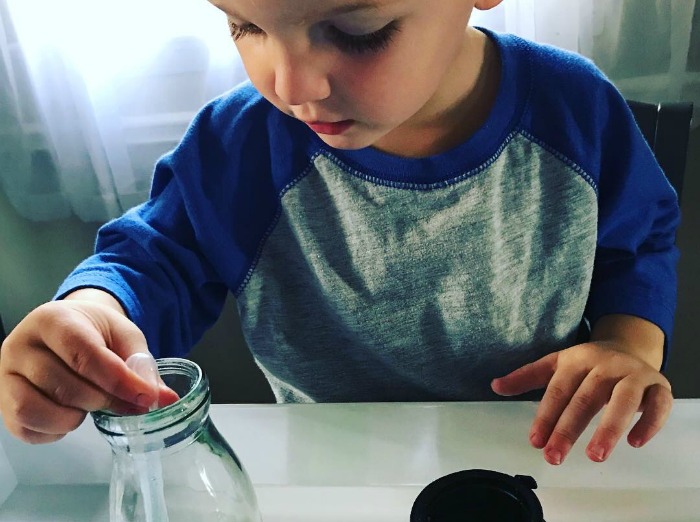 The Inspired Treehouse - This fun Halloween Activity for Toddlers is not too spooky, has plenty of wow-factor, and doesn’t require too much prep or clean-up.