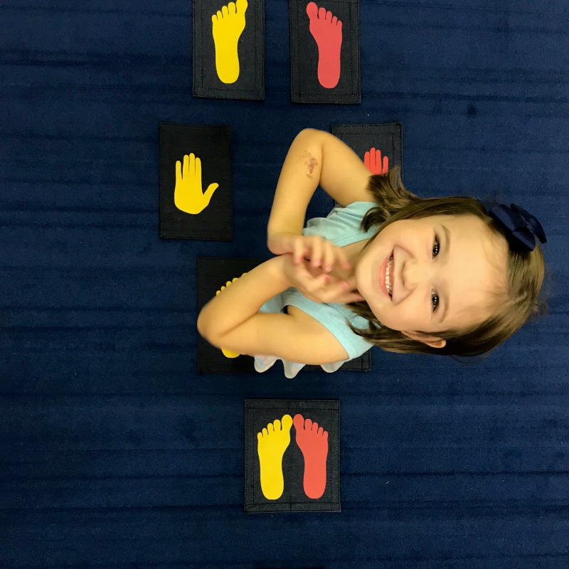 The Inspired Treehouse - Using visual cues is a great way to support the development of gross motor skills in kids.  Read on to find out more!