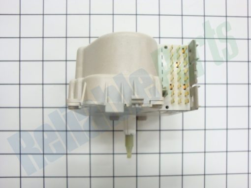 WP8541945 Whirlpool Timer - Image 4