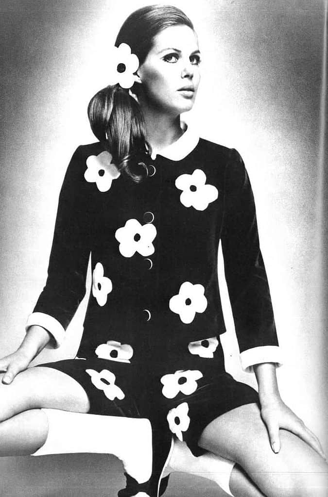 Mary Quant Shorts Outfit