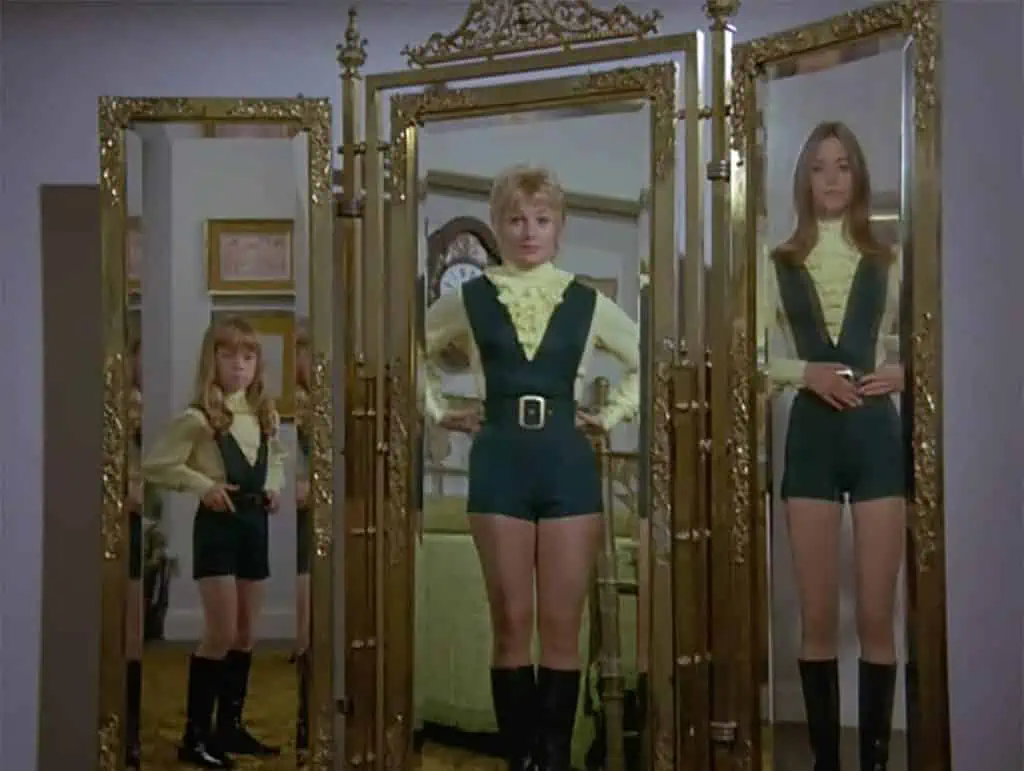 Partridge Family Girls in Hot Pants