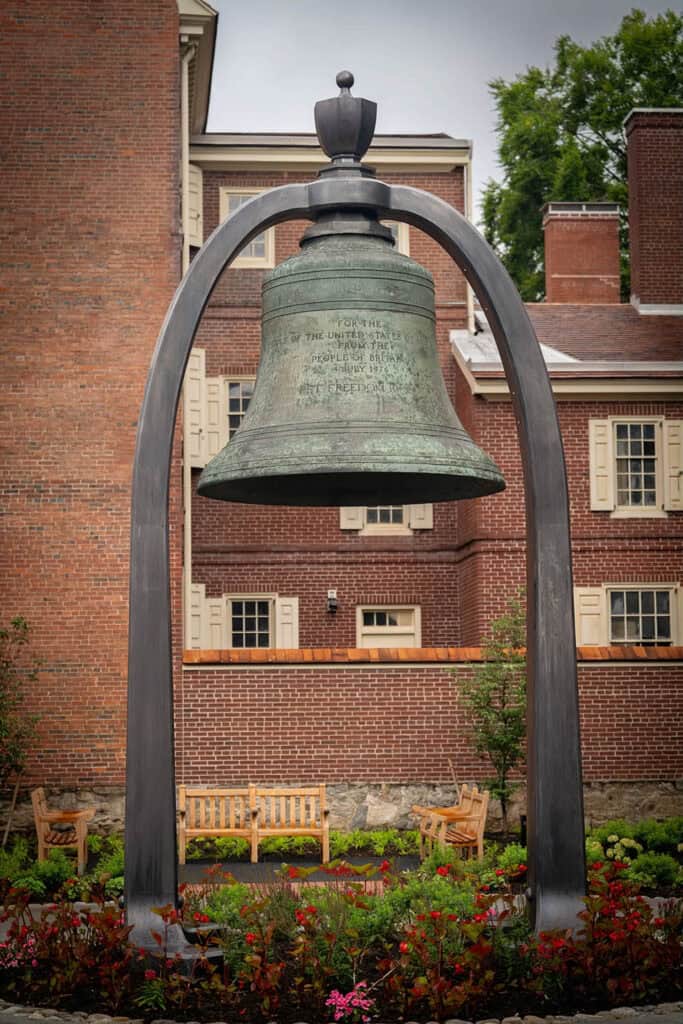 USA Bicentennial - Let Freedom Ring Bell