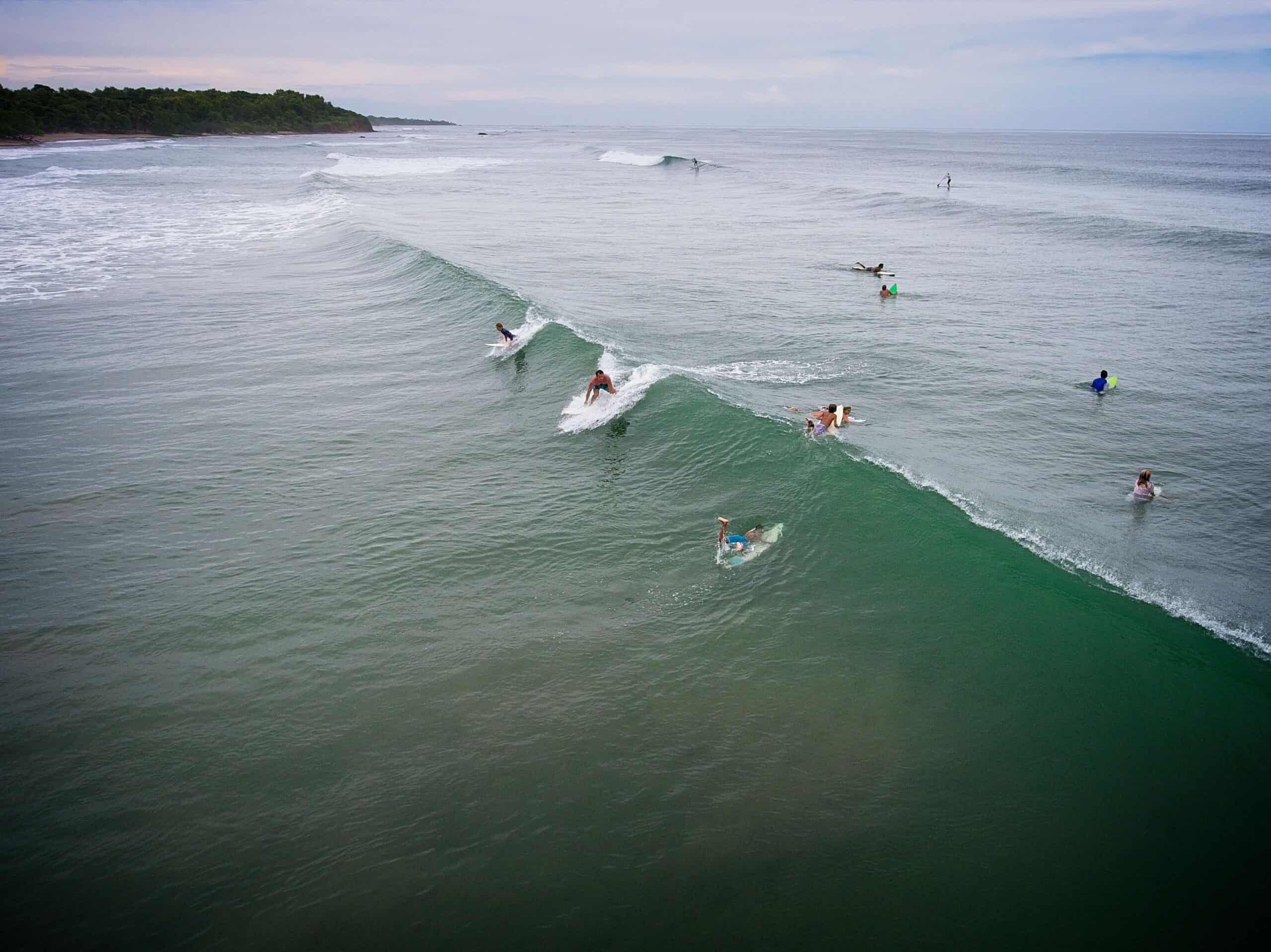 Playa Avellanas: Una experiencia entre naturaleza, mar y surf