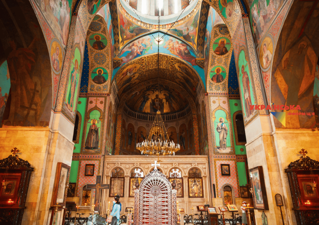 a Christian temple of the Eastern Rite in the middle of which the Virgin Mary is depicted on the walls