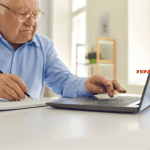 Як одна помилка у трудовій книжці може «вкрасти» ваш стаж — Розʼяснення ПФУ