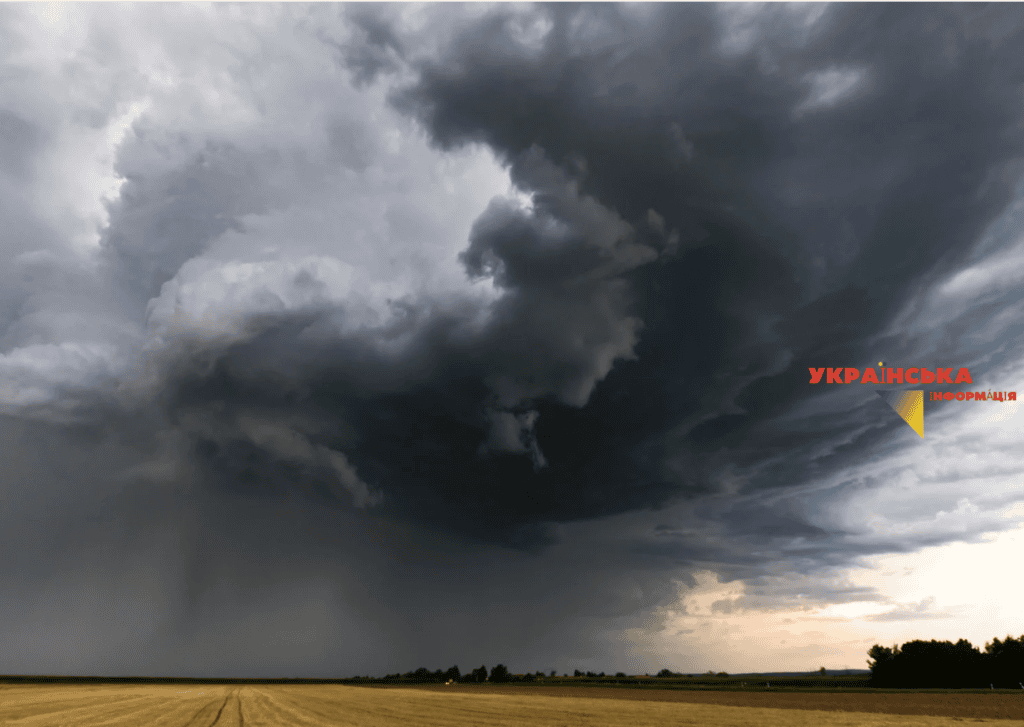 Approaching atmospheric front in the fields of Ukraine
