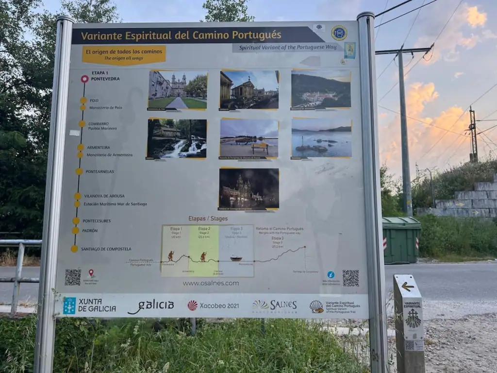 Sign showing the Variante Espiritual del Camino Portugués stages from the split for the start of the route out of Pontevedra.