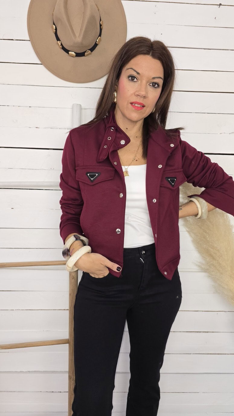 Bomber crop stile burdeos