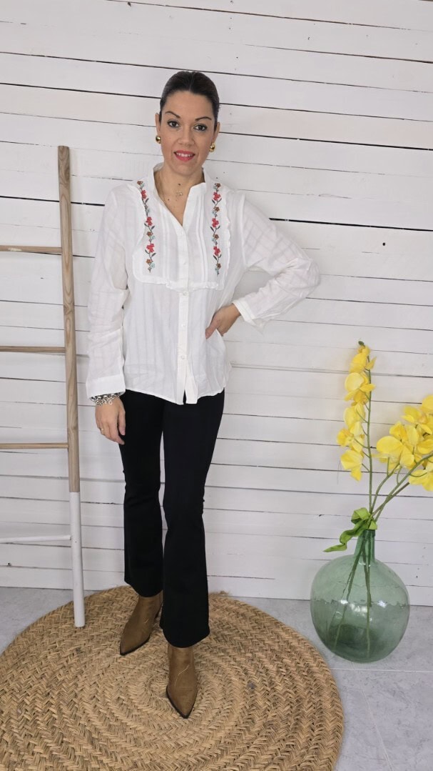 Blusa bordado - Imagen 2