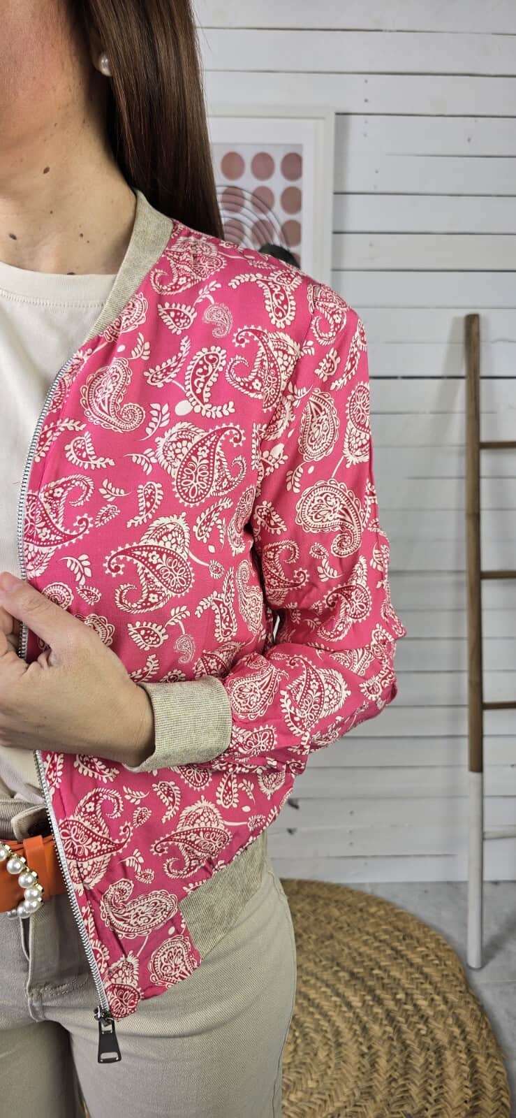 Bomber tela chashi coral - Imagen 4