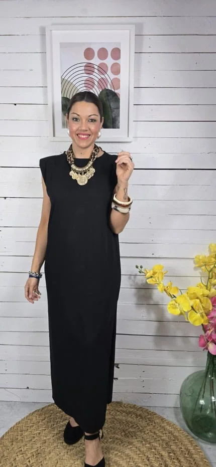 Vestido hombreras liso negro