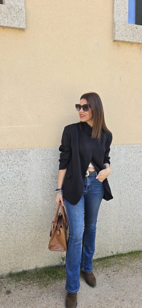 Blazer cruzada negro