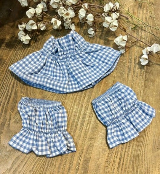 Conjunto de cuellos y puños vichy celeste