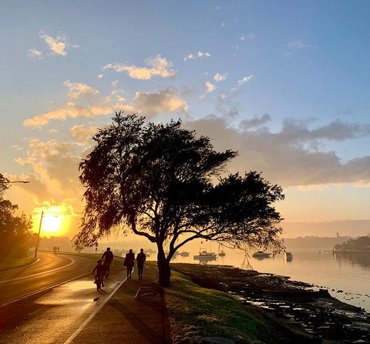 early-morning-walk-by-the-bay
