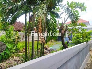 Tanah strategis di Panjer Denpasar dengan bonus bangunan, cocok untuk investasi properti.