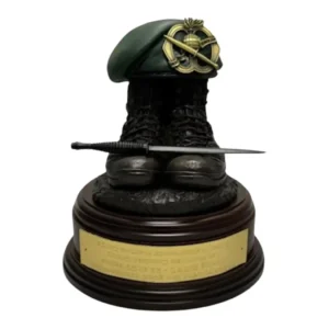 Boots and Beret KCT Gravure