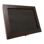 Shadowbox Mike bruin staand