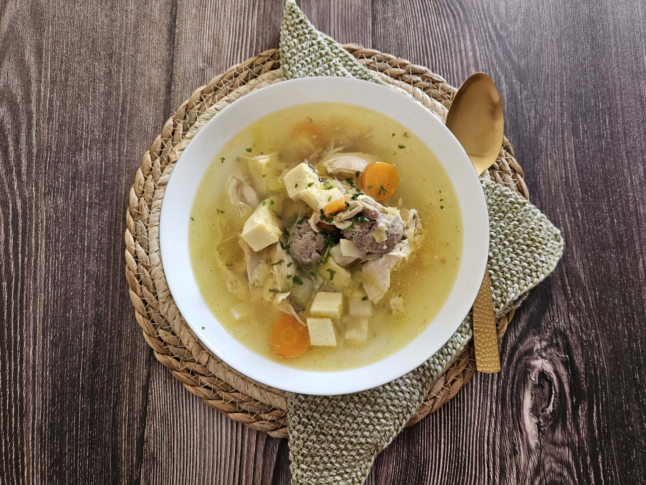 Hochzeitssuppe