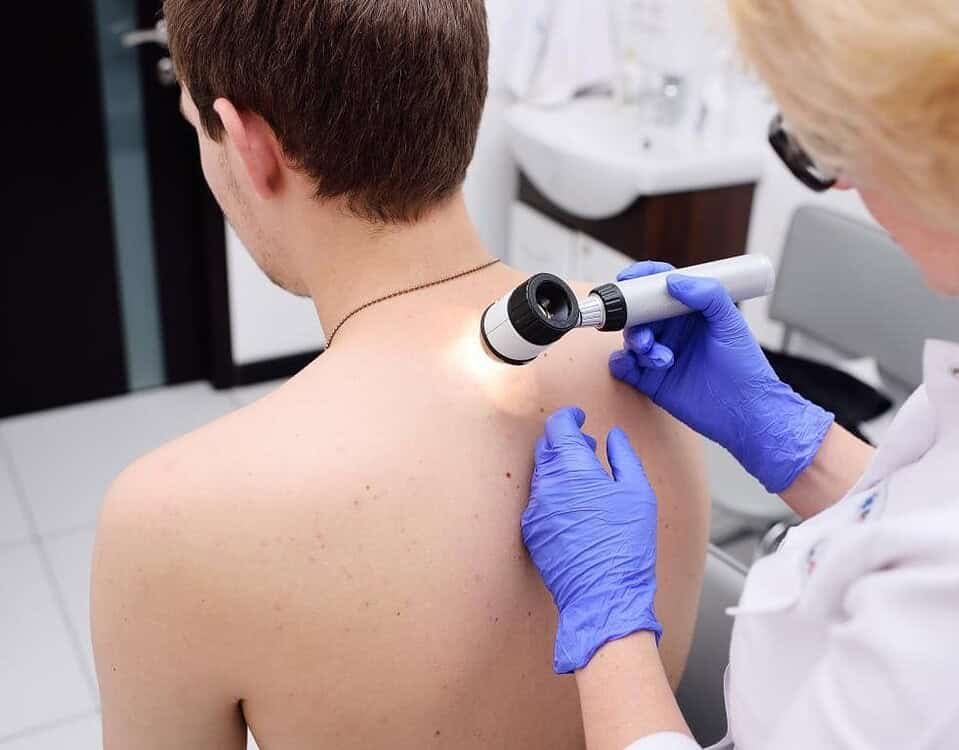 visita dermatologo