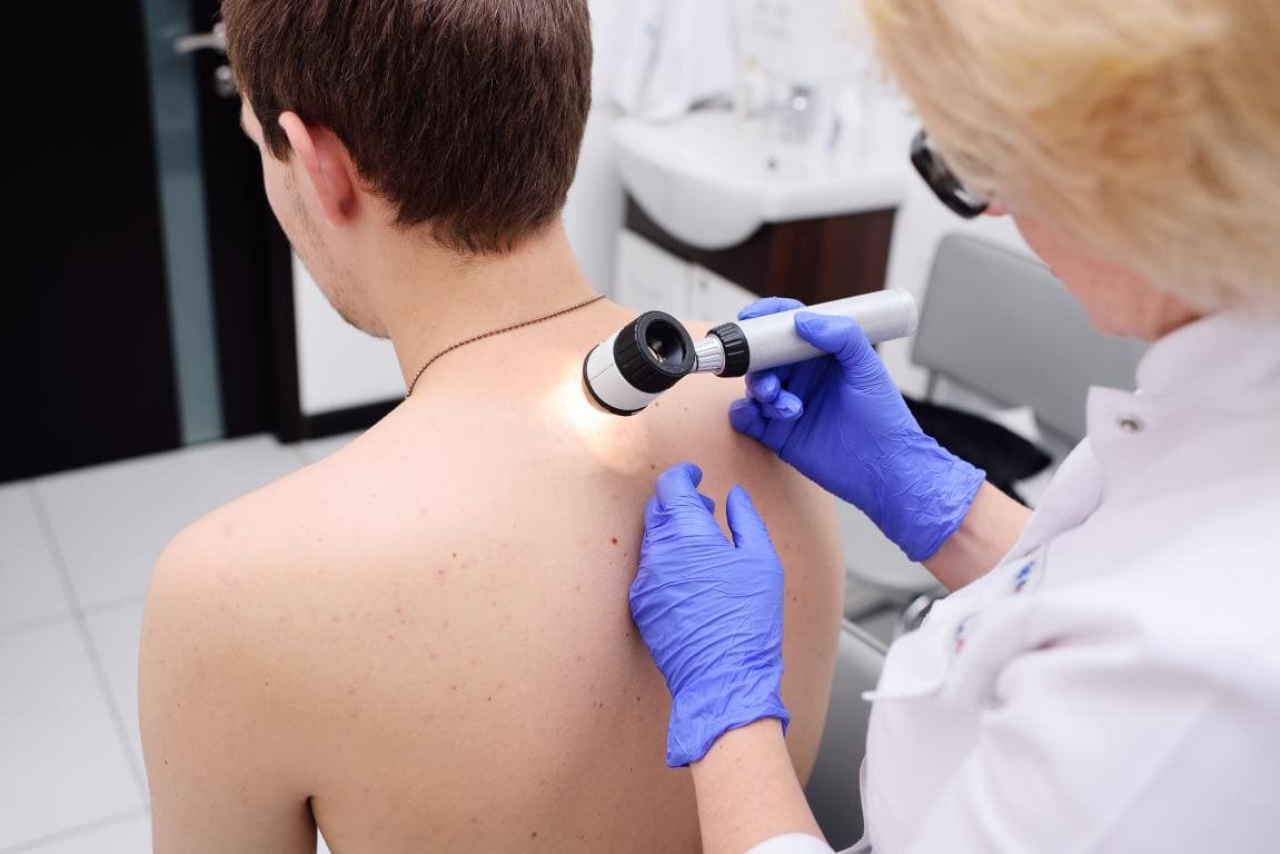 visita dermatologo