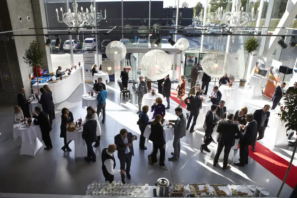 أنظمة إدارة الزوار الحديثة