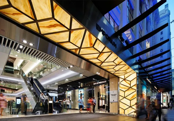 تعزيز الأمن والانسيابية من خلال أنظمة الزوار