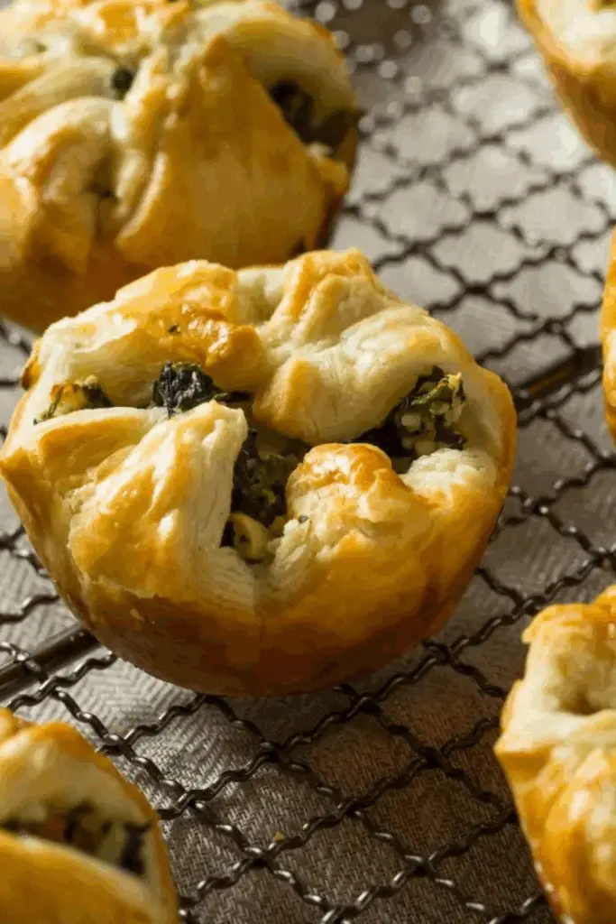 Spinach puffs
