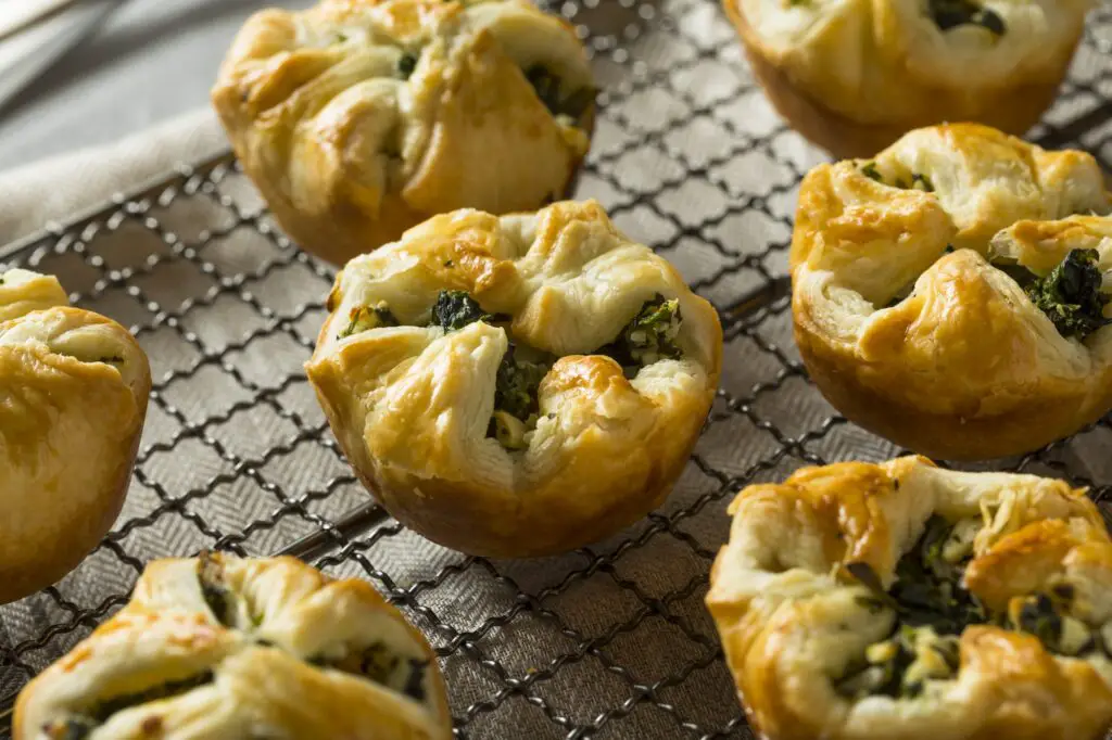 Spinach Puffs: A Simple, Savory Treat For Any Occasion 8 Homemade spinach muffin puff spinach puffs