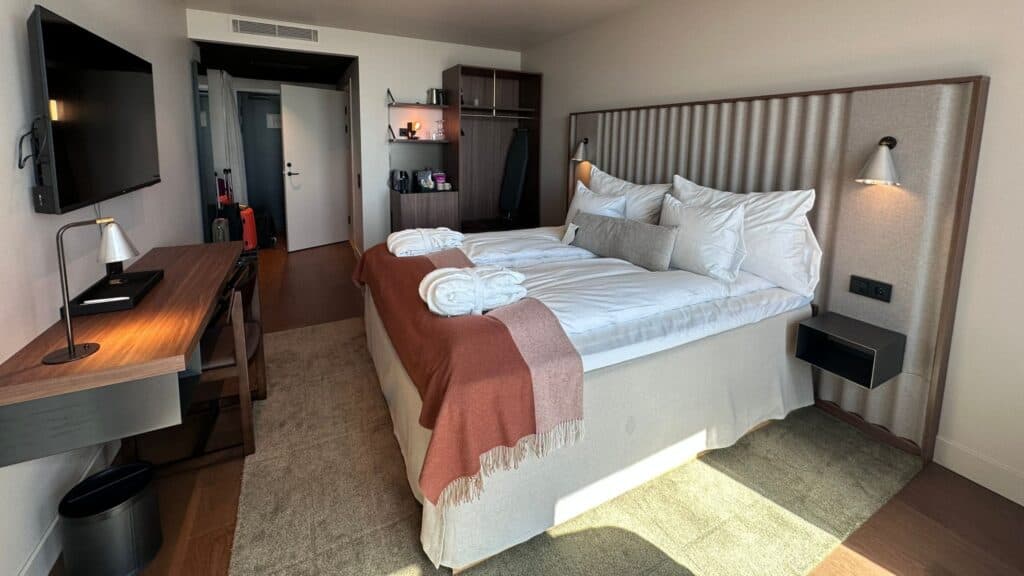 Clarion Hotel Karlatornet bedroom