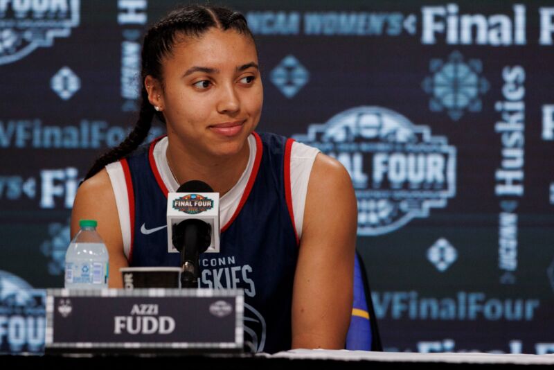 Image for the Tweet beginning: Less than 24 hours until