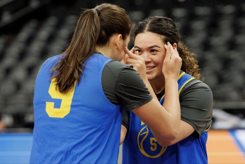 Image for the Tweet beginning: Less than 24 hours until