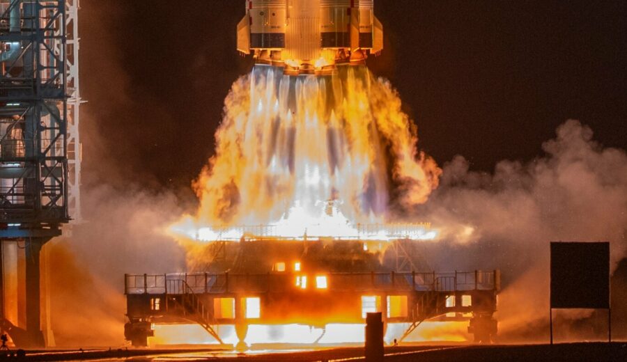 China Launches Spacecraft with Yearlong Mission