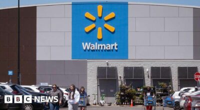 Walmart Sees US Spending Slowdown