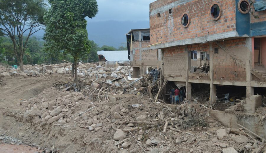 Venezuela Earthquake Kills Hundreds