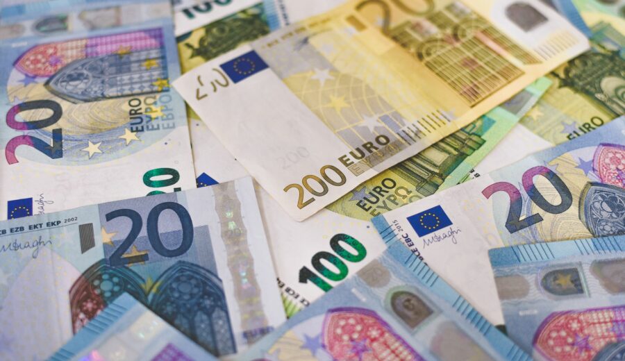 US and Japan Intervene to Stabilize Yen