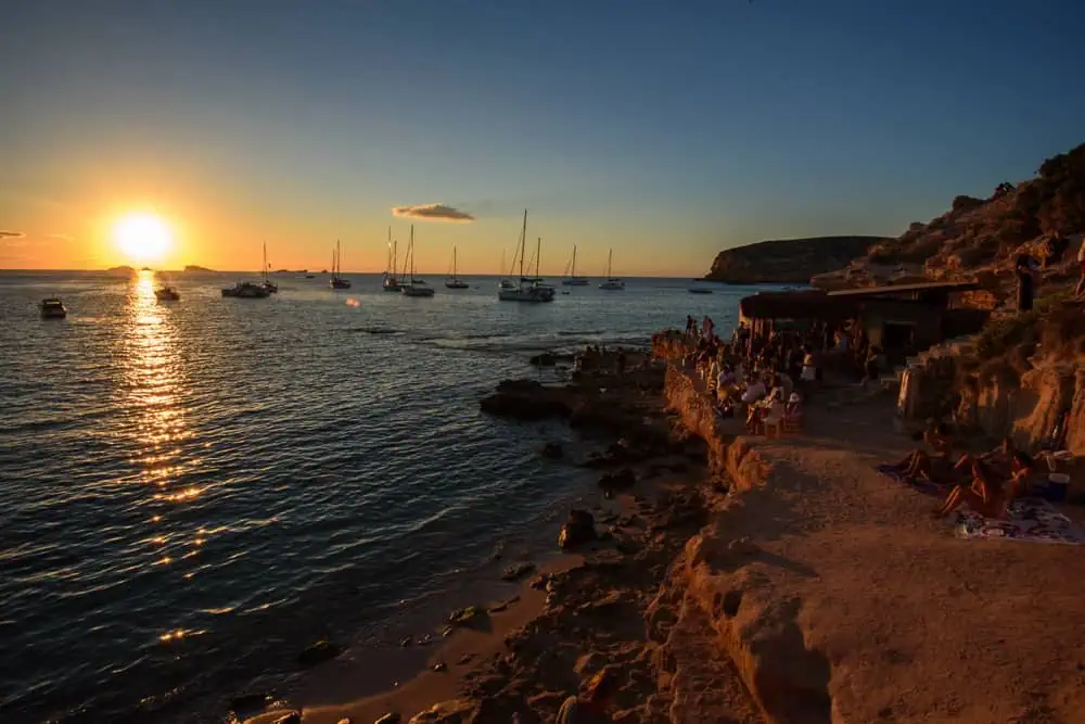 Las mejores playas nudistas de Ibiza
