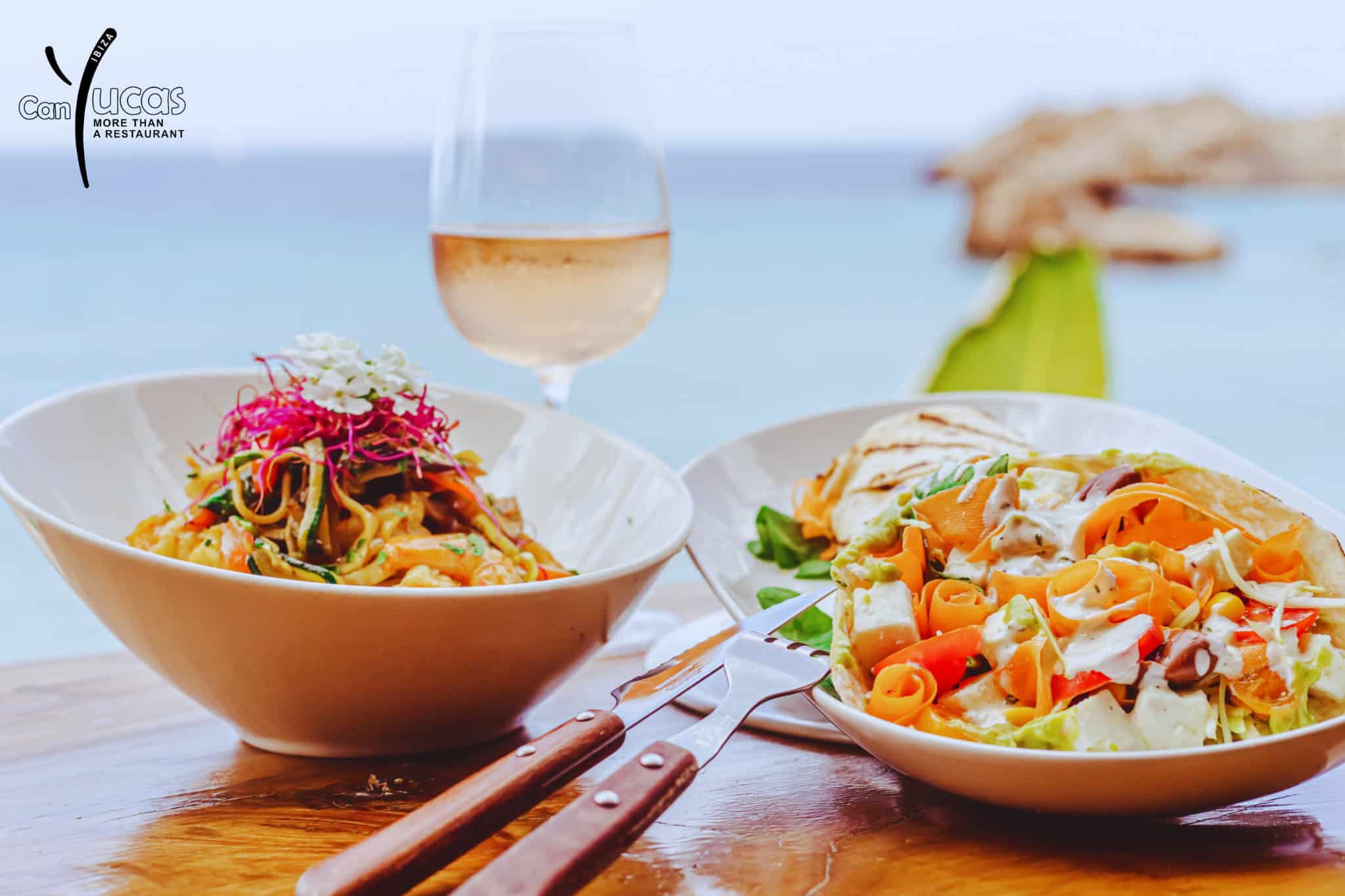 Restaurantes de Ibiza donde comer o cenar a cualquier hora