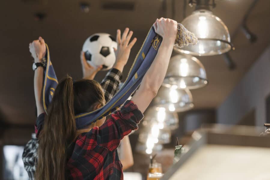 Fútbol en Ibiza. Bares y restaurantes donde ver los partidos de tu equipo