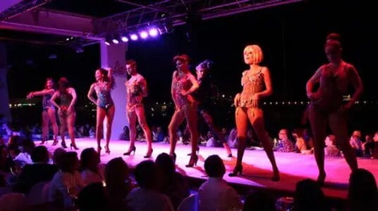 Lío Ibiza Restaurante Cabaret Club